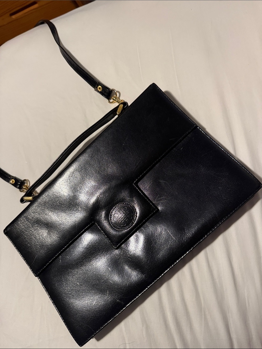 sleek large leather bag